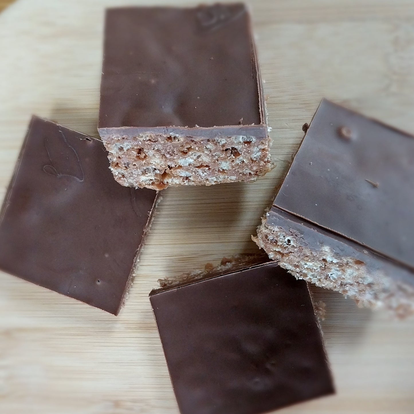 Sticky Krispie Traybake (Tray)